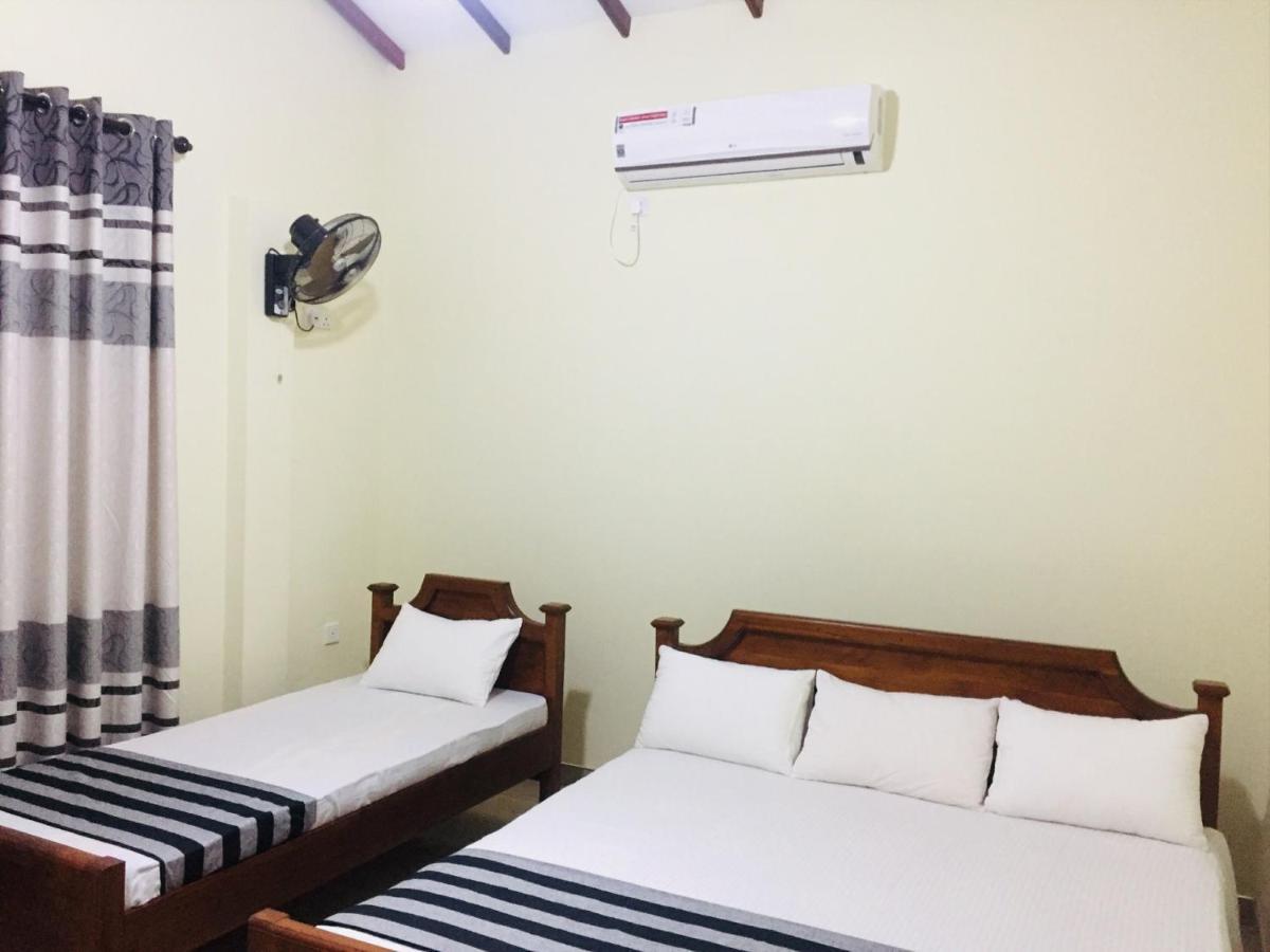 Sweet Home Tourist Rest, Cooking Classes & Tours Anuradhapura Εξωτερικό φωτογραφία