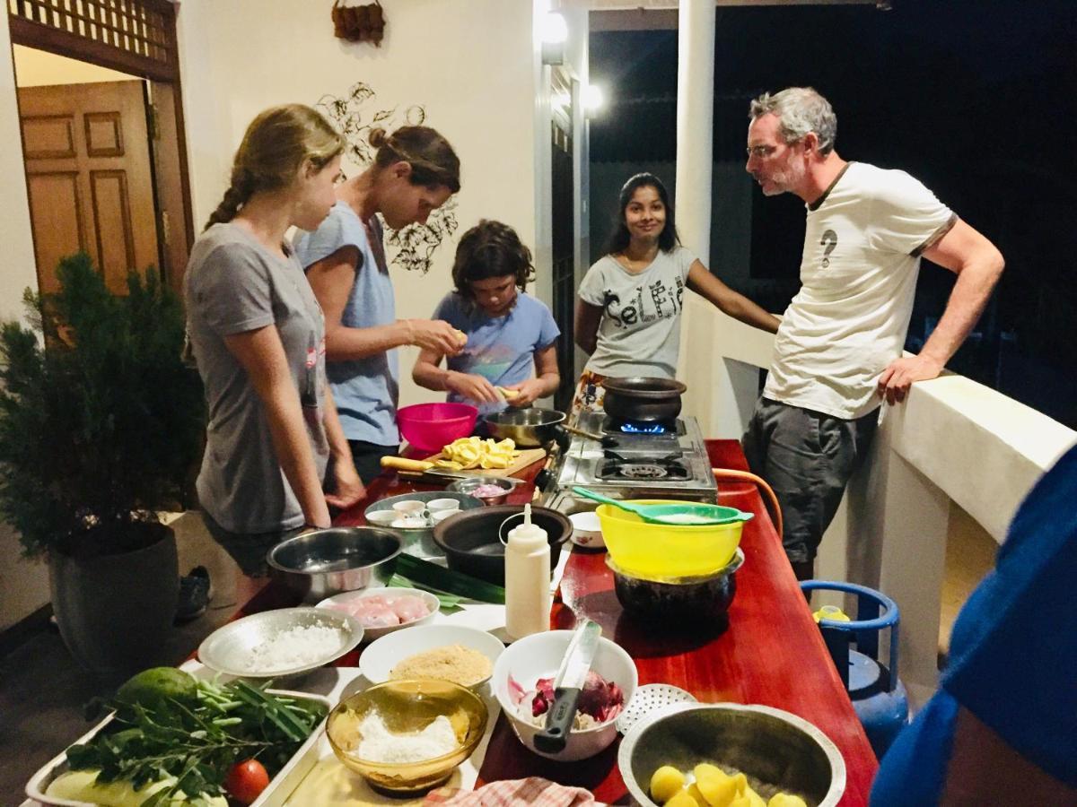 Sweet Home Tourist Rest, Cooking Classes & Tours Anuradhapura Εξωτερικό φωτογραφία