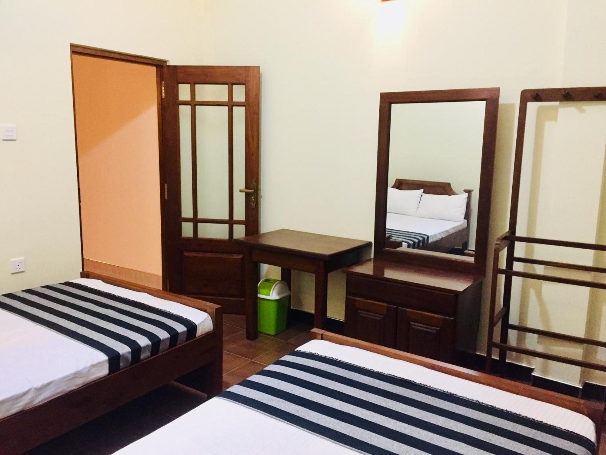Sweet Home Tourist Rest, Cooking Classes & Tours Anuradhapura Εξωτερικό φωτογραφία