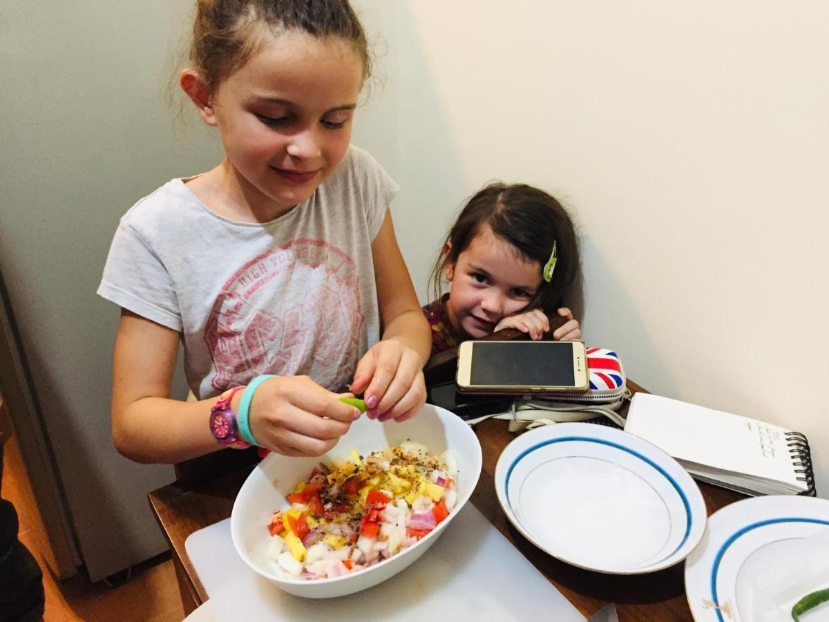 Sweet Home Tourist Rest, Cooking Classes & Tours Anuradhapura Εξωτερικό φωτογραφία