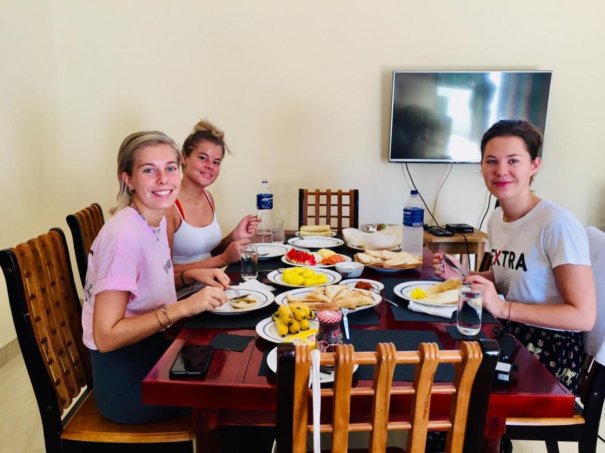 Sweet Home Tourist Rest, Cooking Classes & Tours Anuradhapura Εξωτερικό φωτογραφία